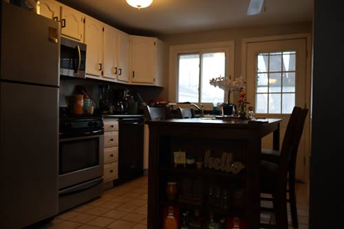 8948 S Main, Hometown, IL 60456