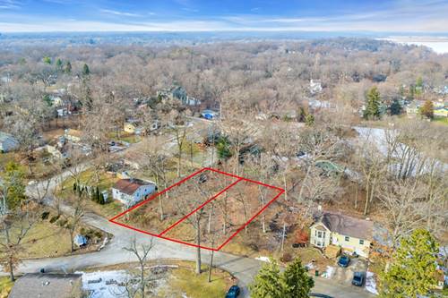 27580 W Stonegate, Spring Grove, IL 60081