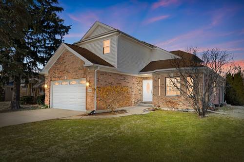 1686 Greenleaf, Des Plaines, IL 60018