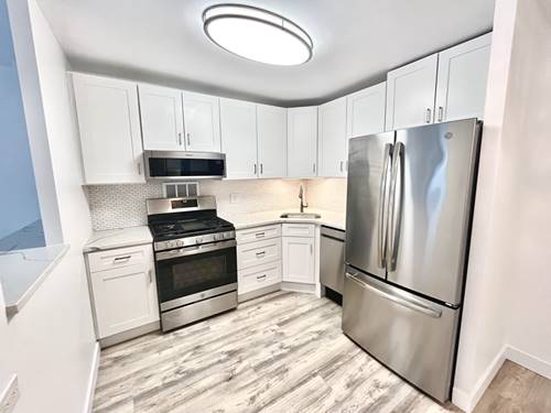 400 E Randolph Unit 1804, Chicago, IL 60601