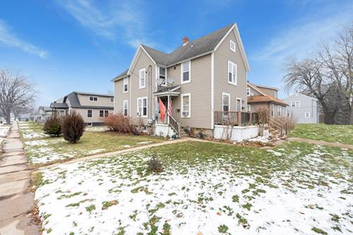 118 W Donovan, Woodstock, IL 60098