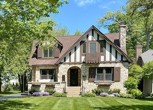 579 Lee, Glen Ellyn, IL 60137