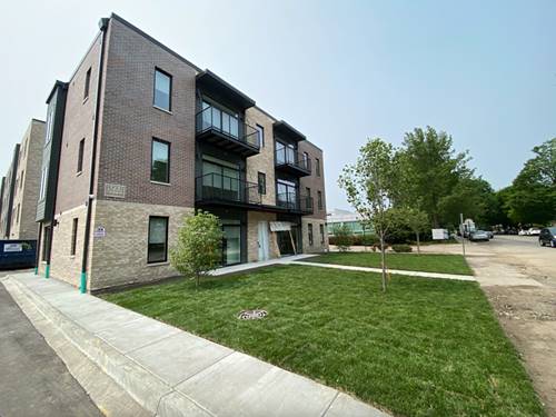 2030 Greenwood Unit 206, Evanston, IL 60201