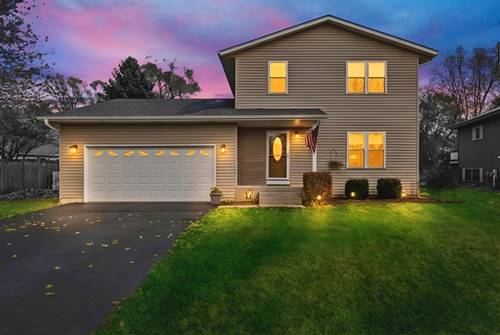 567 7th, Marengo, IL 60152