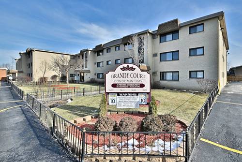 9631 Brandy Unit 3, Des Plaines, IL 60016