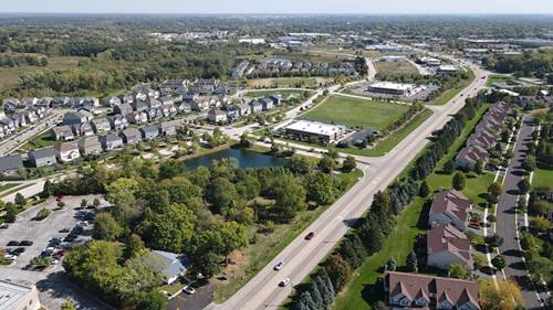 3122 W Main, St. Charles, IL 60175