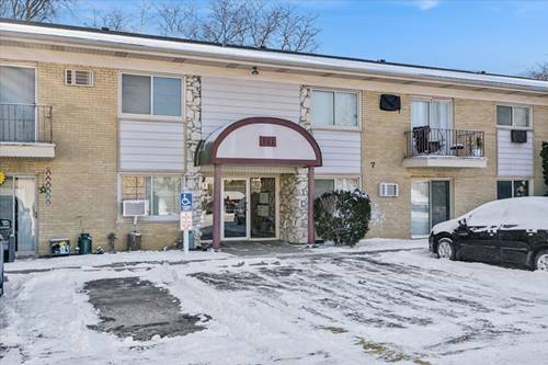 501 Carlysle Unit 7, Clarendon Hills, IL 60514