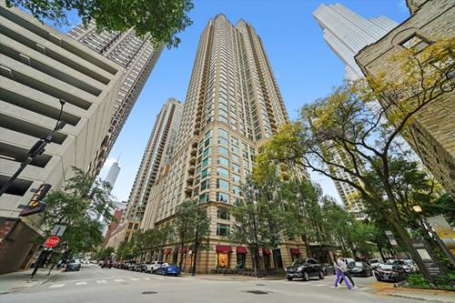 25 E Superior Unit 2805, Chicago, IL 60611