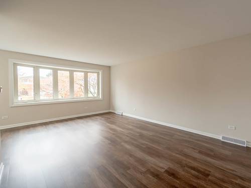 5620 W 99th, Oak Lawn, IL 60453