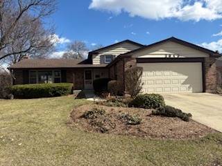 2643 N Prindle, Arlington Heights, IL 60004
