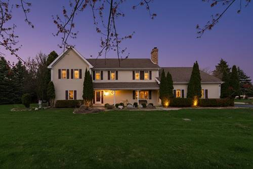 24 Burning Bush, Crystal Lake, IL 60012