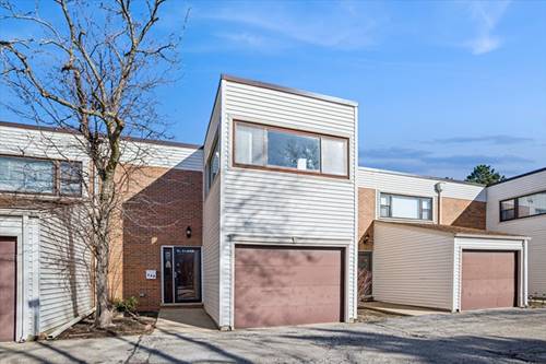 368 Willow Tree, Hoffman Estates, IL 60169