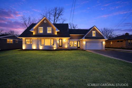 774 N Kenilworth, Glen Ellyn, IL 60137