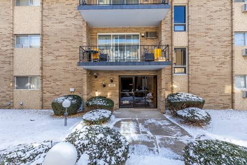 10117 S Cicero Unit 206, Oak Lawn, IL 60453