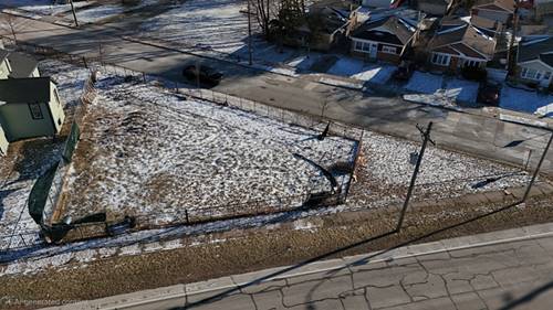 8667 Plainfield, Lyons, IL 60534