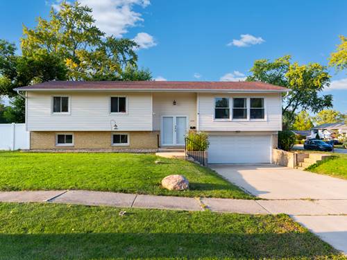 1591 Hillcrest, Hanover Park, IL 60133