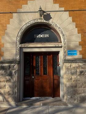4852 S Prairie Unit 1A, Chicago, IL 60615