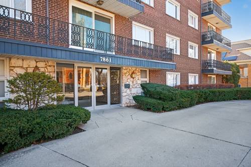 7861 Niles Center Unit 201, Skokie, IL 60077