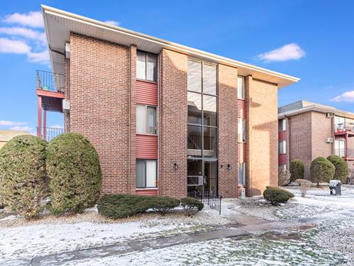 15818 Terrace Unit R3, Oak Forest, IL 60452