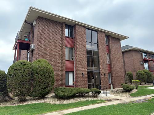 15818 Terrace Unit R3, Oak Forest, IL 60452