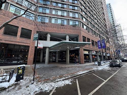 211 E Ohio Unit 2405, Chicago, IL 60611