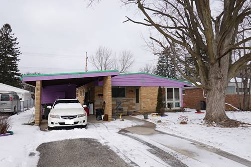 832 Mckinley, Mundelein, IL 60060