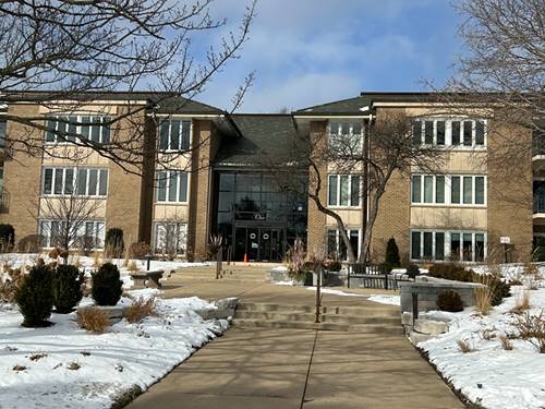 1 Oak Brook Club Unit A105, Oak Brook, IL 60523