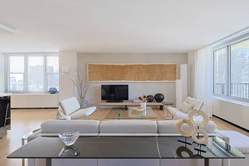 400 E Randolph Unit 3719-20, Chicago, IL 60601