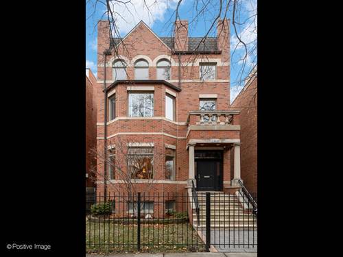 1426 W Melrose, Chicago, IL 60657