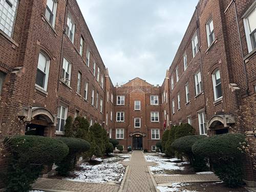 654 W Oakdale Unit 1N, Chicago, IL 60657