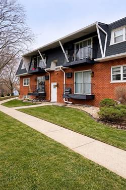 5749 Circle, Oak Lawn, IL 60453