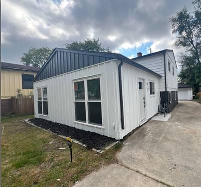 290 Merrill, Calumet City, IL 60409