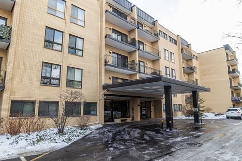 221 N Kenilworth Unit 109, Oak Park, IL 60302