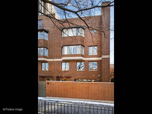 1715 N Wells Unit 15, Chicago, IL 60614