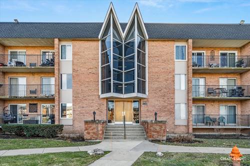 1004 N Mill Unit 312, Naperville, IL 60563
