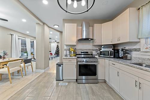 11315 S Stewart, Chicago, IL 60628