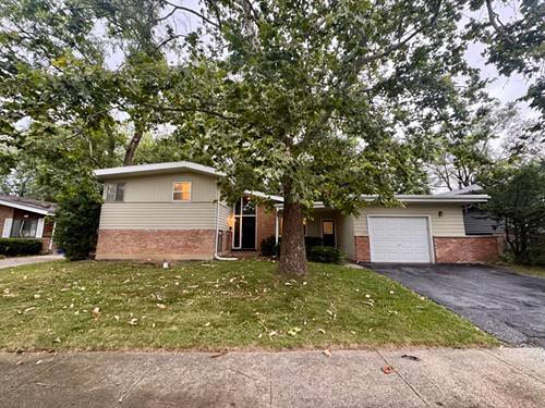 129 Warwick, Park Forest, IL 60466