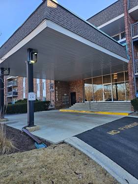 3913 Saratoga Unit G-105, Downers Grove, IL 60515