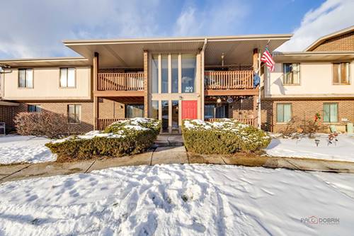 800 Brook Unit 1, Streamwood, IL 60107