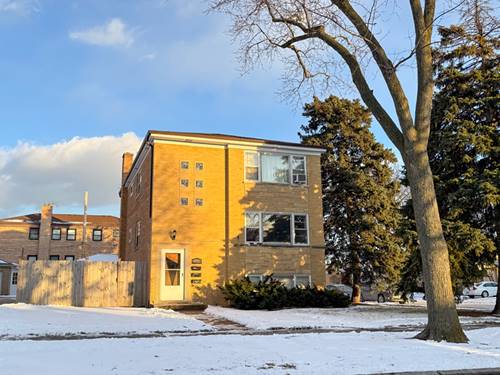 8707 N Oketo, Niles, IL 60714