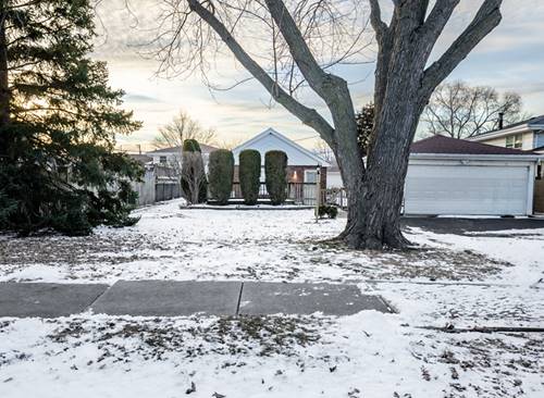 9170 Crescent, Oak Lawn, IL 60453