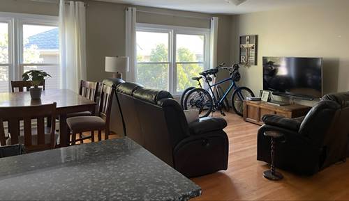 1414 Elmwood Unit 3F, Evanston, IL 60201