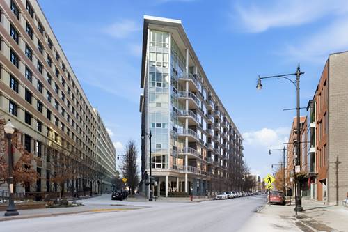 845 N Kingsbury Unit 614, Chicago, IL 60610