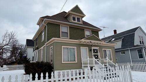 500 Barrett, Elgin, IL 60120