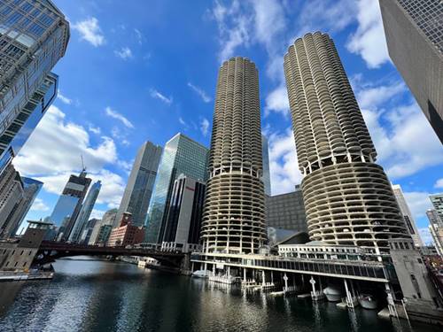 300 N State Unit 2512, Chicago, IL 60654