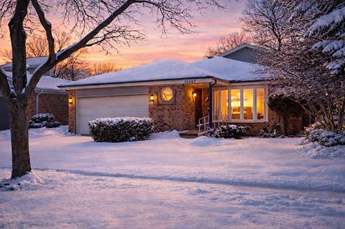 10567 Waterford, Westchester, IL 60154