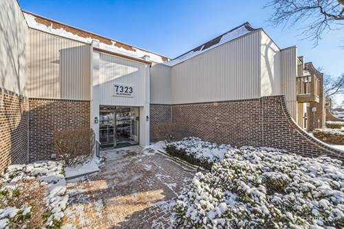 7323 Blackburn Unit 203, Downers Grove, IL 60516
