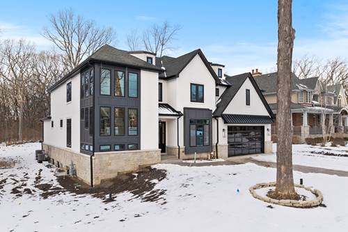 1544 Linden, Lemont, IL 60439