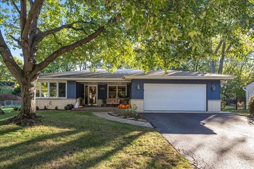 1612 Indian Trail, Naperville, IL 60565