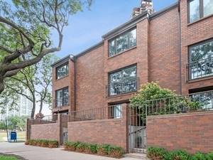 3700 N Lake Shore Unit 109, Chicago, IL 60613